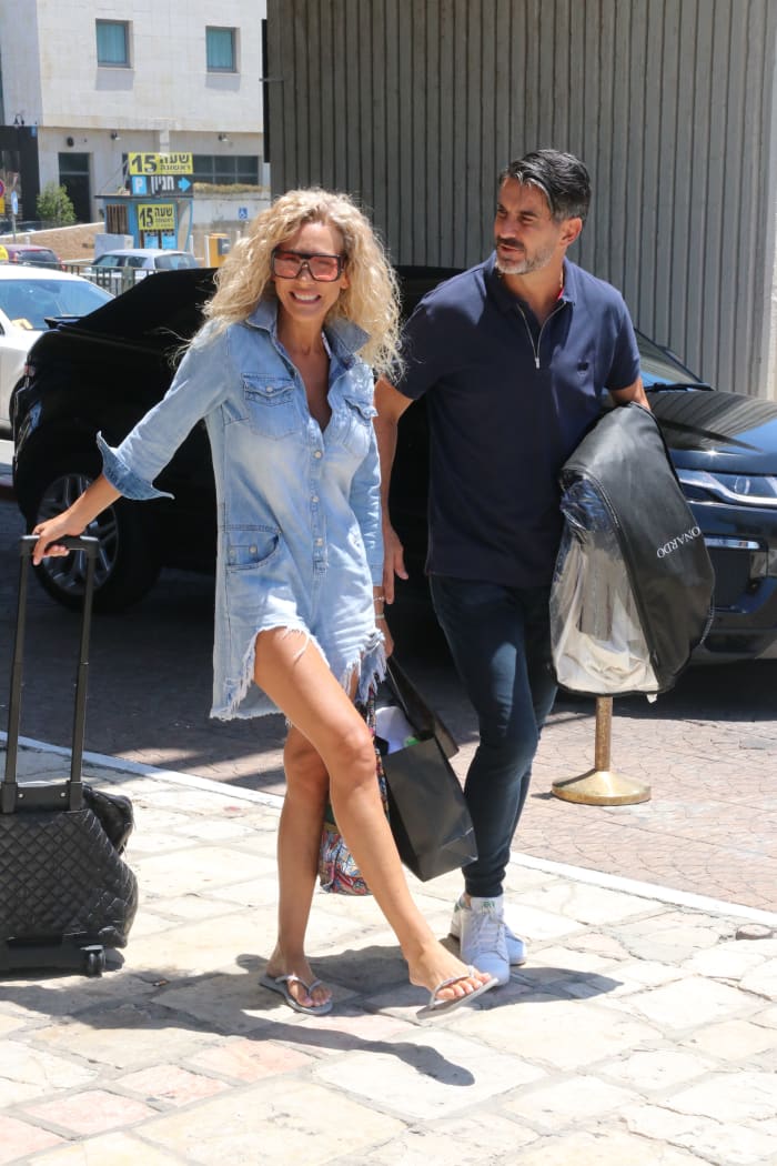 אלה לא אשליות, ג'ובאני רוסו מתרגל לחיים כמיליונר