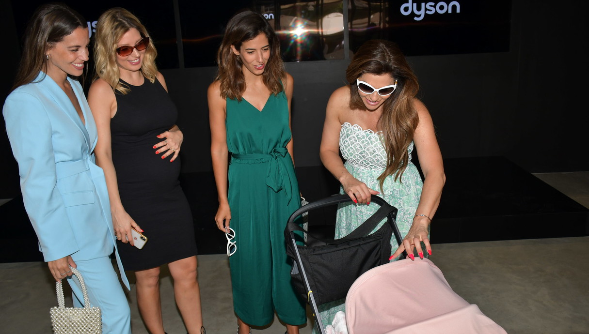 בליגה של הגדולים:שירי ולירן מבלים עם רוסלנה ונעמה!