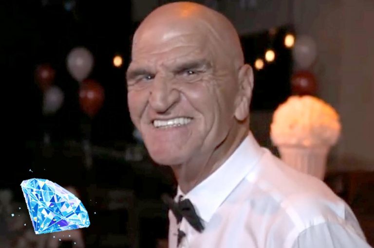 לא רווק בכלל: כוכב הרשת ציון ביסמוט ״לא נראה בכלל״ מתחתן!