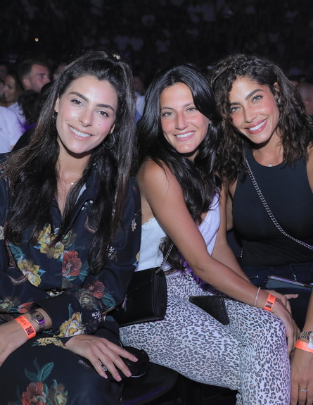 בצל הדרמות: כל החברים הגיעו לפרגן לאייל גולן