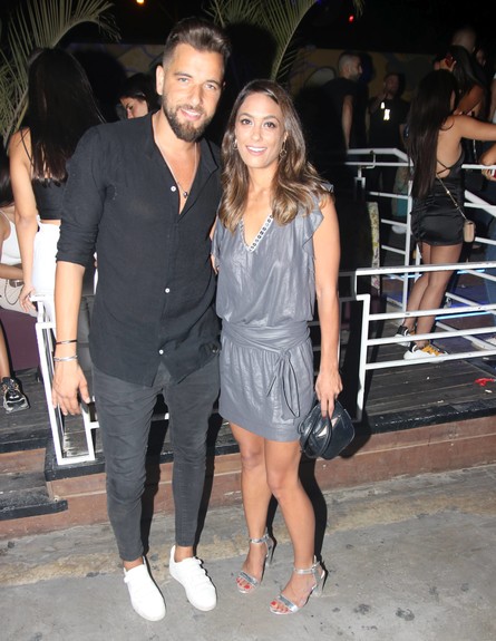 דקלה דאיטי מגיבה לראשונה על השמועה לזוגיות עם טום קשתי! "מצטערת לאכזב"