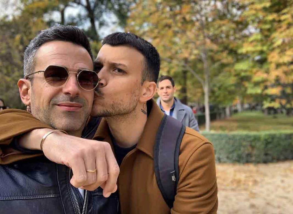 אסי עזר עבר התקף חרדה רציני נוסף ויש לו מסר!