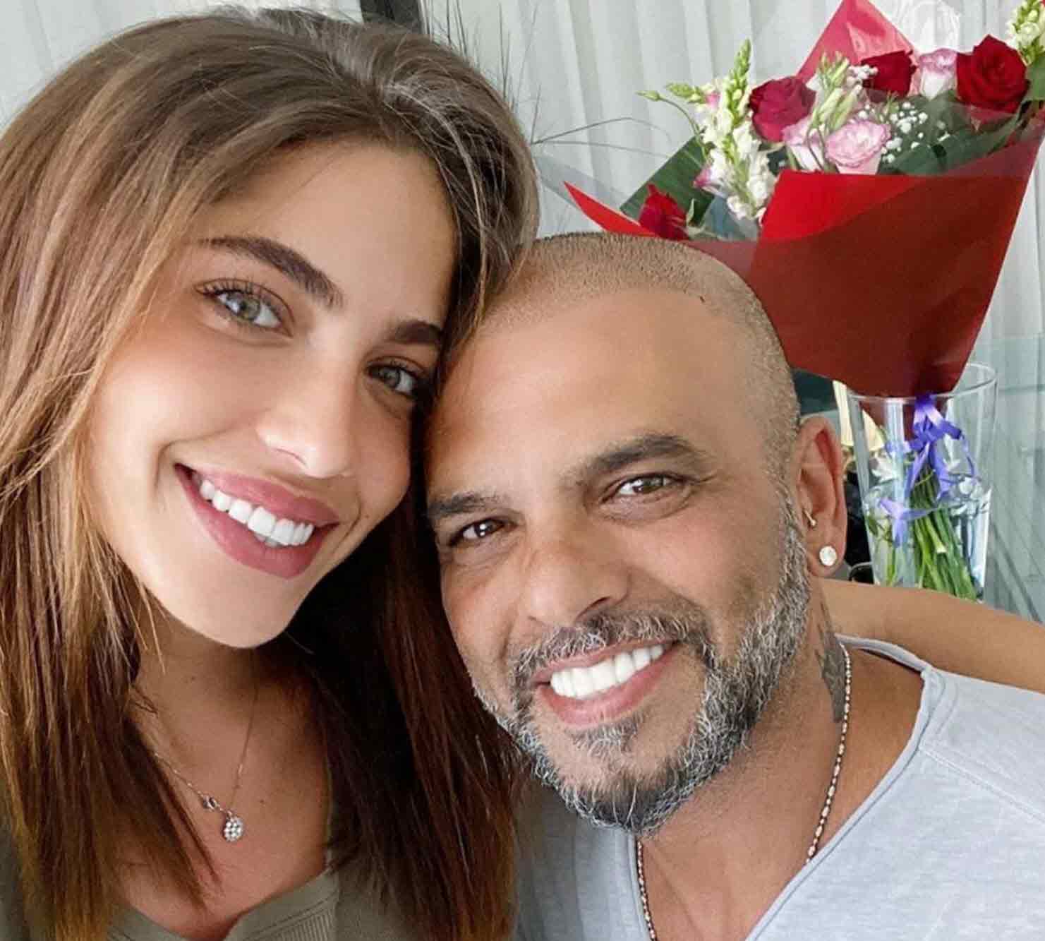 התעלומה סביב חתונתם של אייל גולן ודניאל גרינברג מתבהרת?