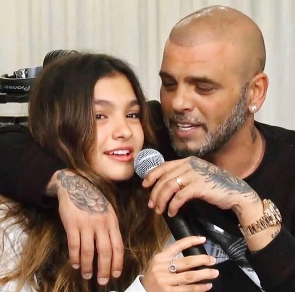 אייל גולן והבת אלין עשו את זה והגיעו להישג משותף!