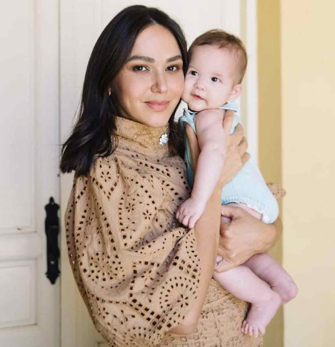 אחווה סיטבון חושפת את בנה בפוסט געגוע לארוס שלה שבכלל בספרד!