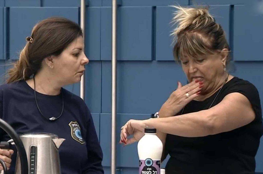 הצופים בהלם: מה עשתה שולה זקן עם המלח והחזירה לקערה?!