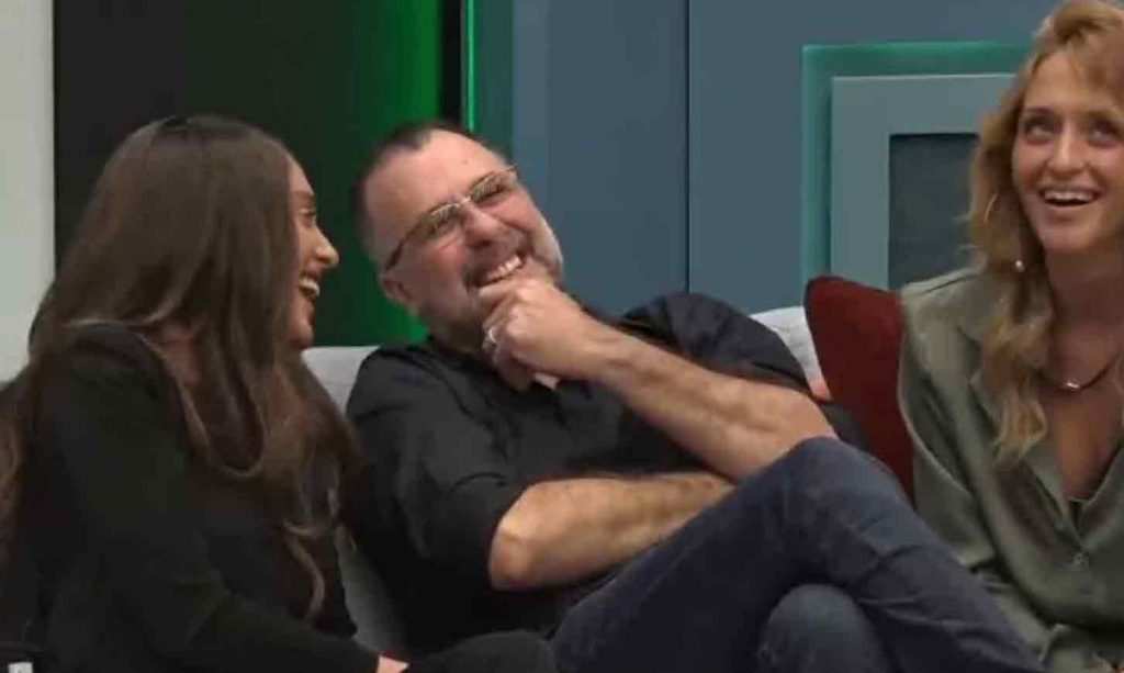 אף דייר לא ציפה להפגזה האימתנית הזאת בחדר השינה!