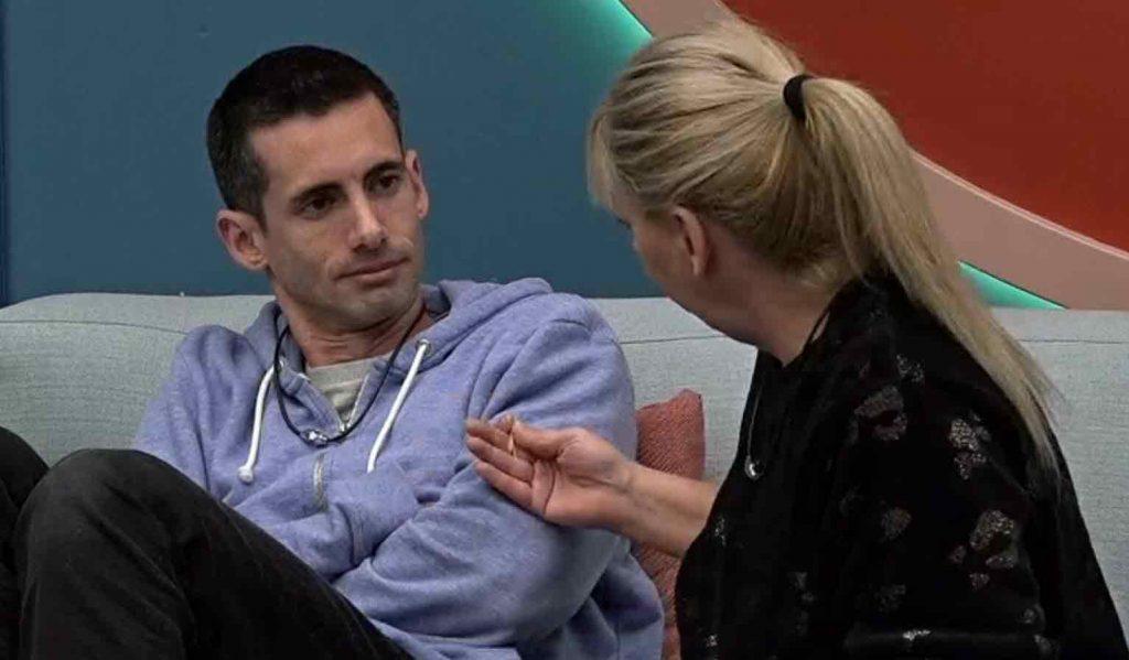 רונית פותחת על אילון:"הבית הזה עושה לו רע מאוד!"