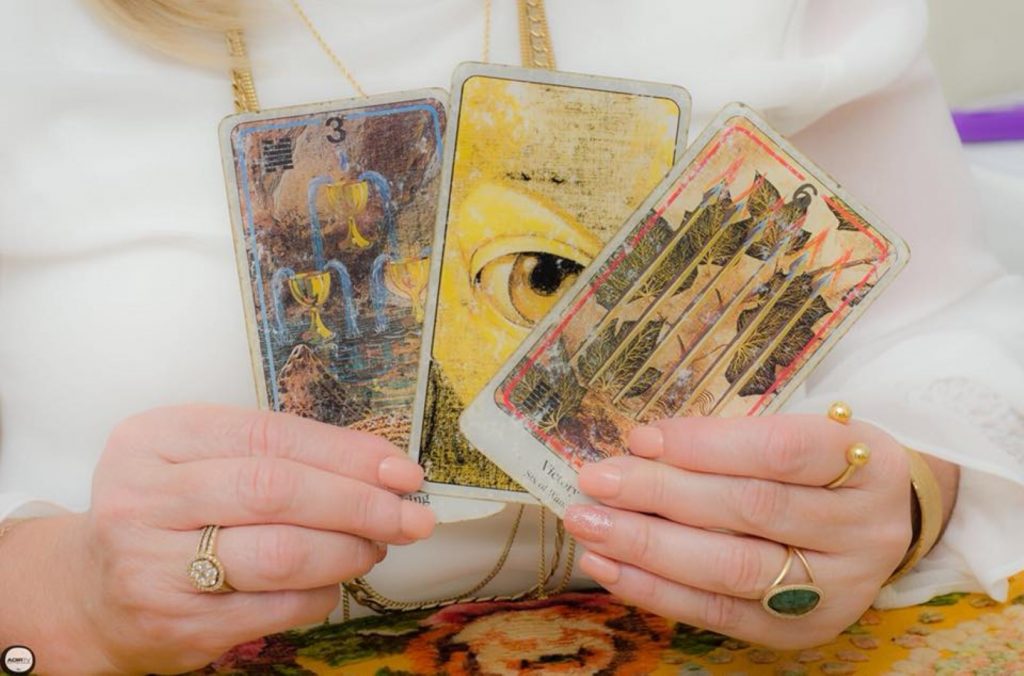 תחזית קלפי טארוט שבועית לפי המזלות