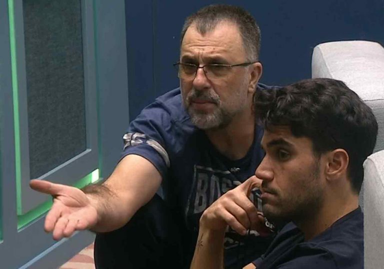 ארבעת הדיירים חוזרים לבית וכל האמת מתפוצצת בפני הדיירים!