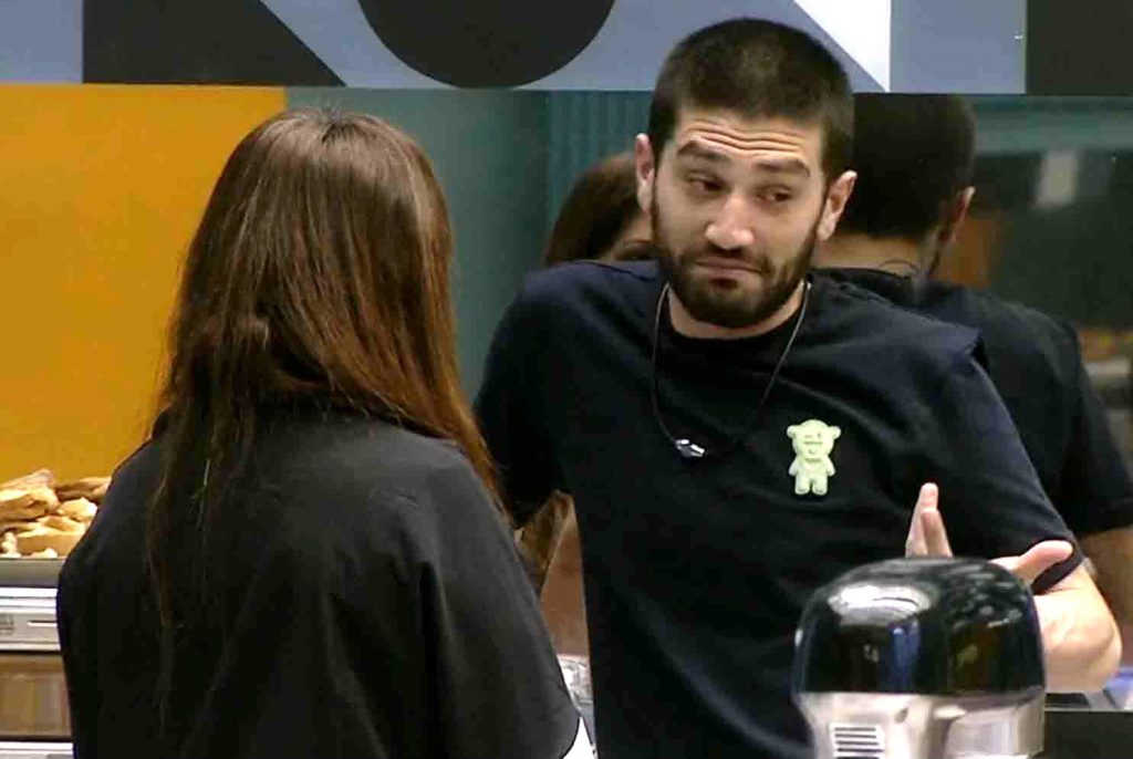 זהבה בן פותחת בפני יהודה יצחקוב משהו שהוא לא ציפה לו!