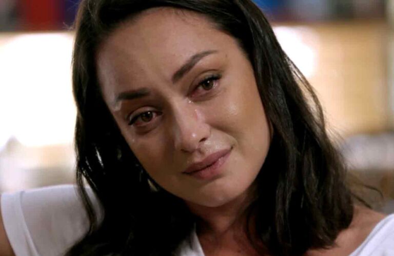 לאחר מאבק ואשפוז בבית החולים: אנה ארונוב נפרדת בצער מאביה ארקדי