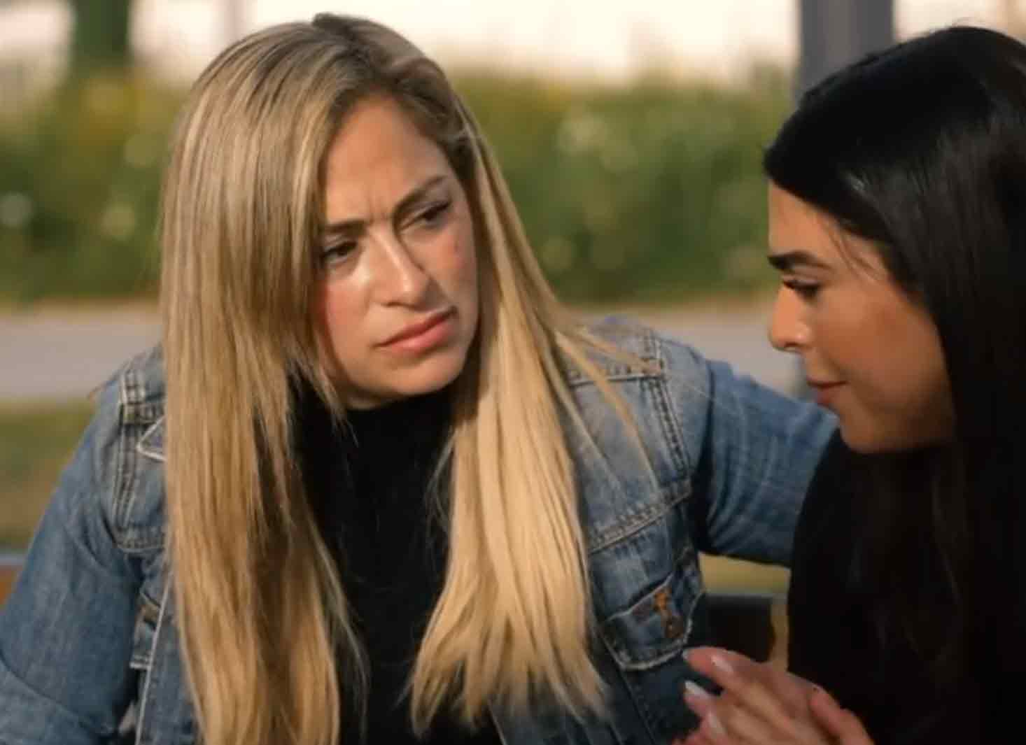 ליהיא גרינר נשברת בבכי:"צריך לנשק לאנשים האלה את ה*חת כל יום!"