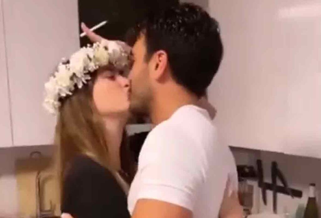 גל גברעם חגגה יום הולדת 20 עברי ומי הצטרפו לחגיגה?