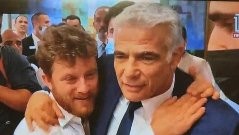 יאיר לפיד חשף בשורה מרגשת במיוחד הקשורה לבנו יואב