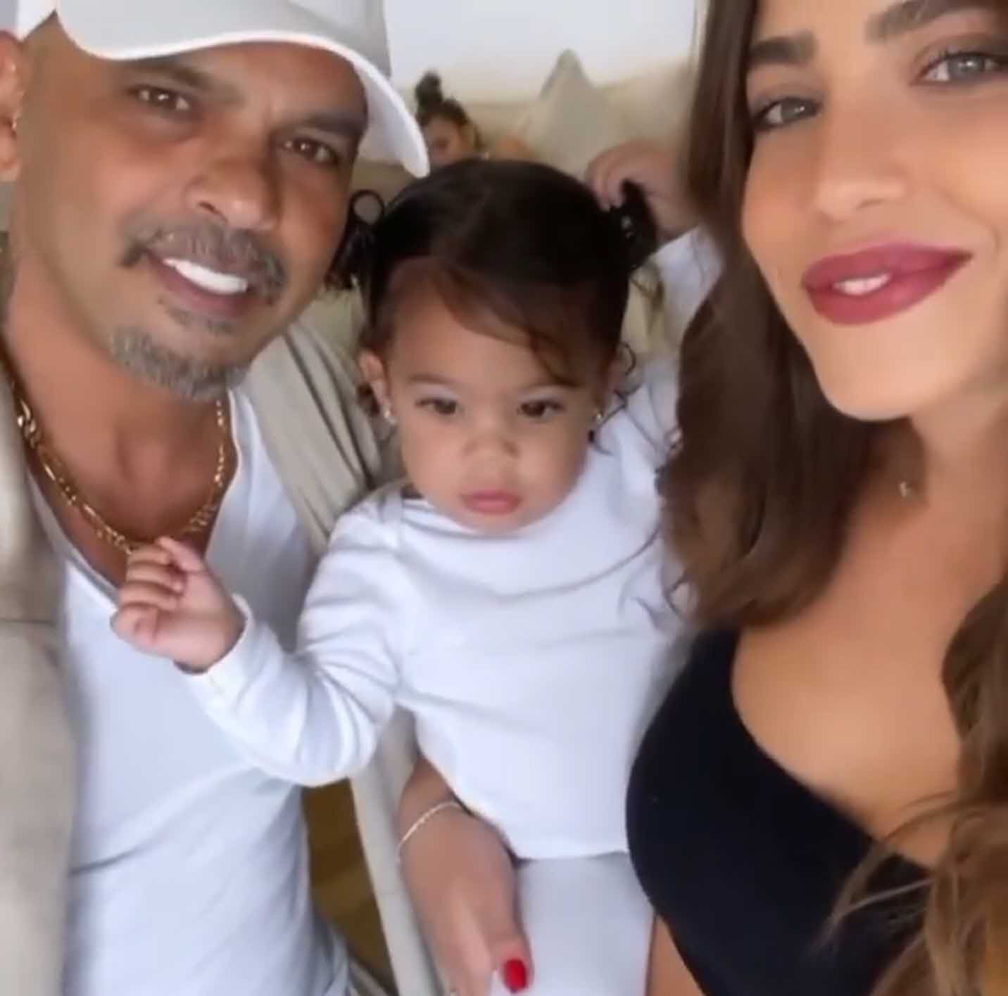 לא לאייל גולן? דניאל גרינברג חושפת תמונות לצד טענה חד משמעית