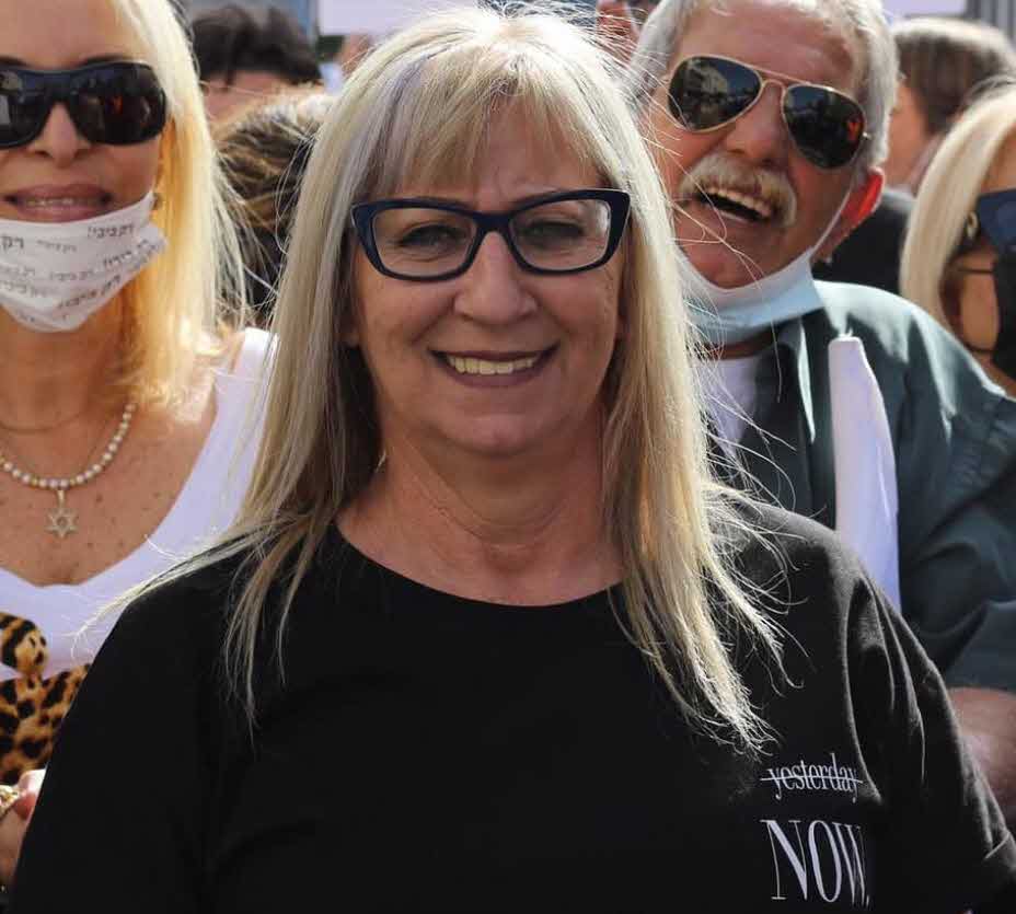 כוכבת האח הגדול נגד ראש הממשלה: "אלוהים ישלם לך נפתלי בנט רוצח"