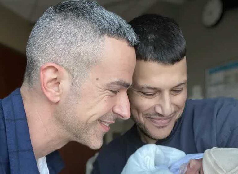 על מה אסי עזר ואלברט אסקולה נלחמים? התשובה מפתיעה במיוחד