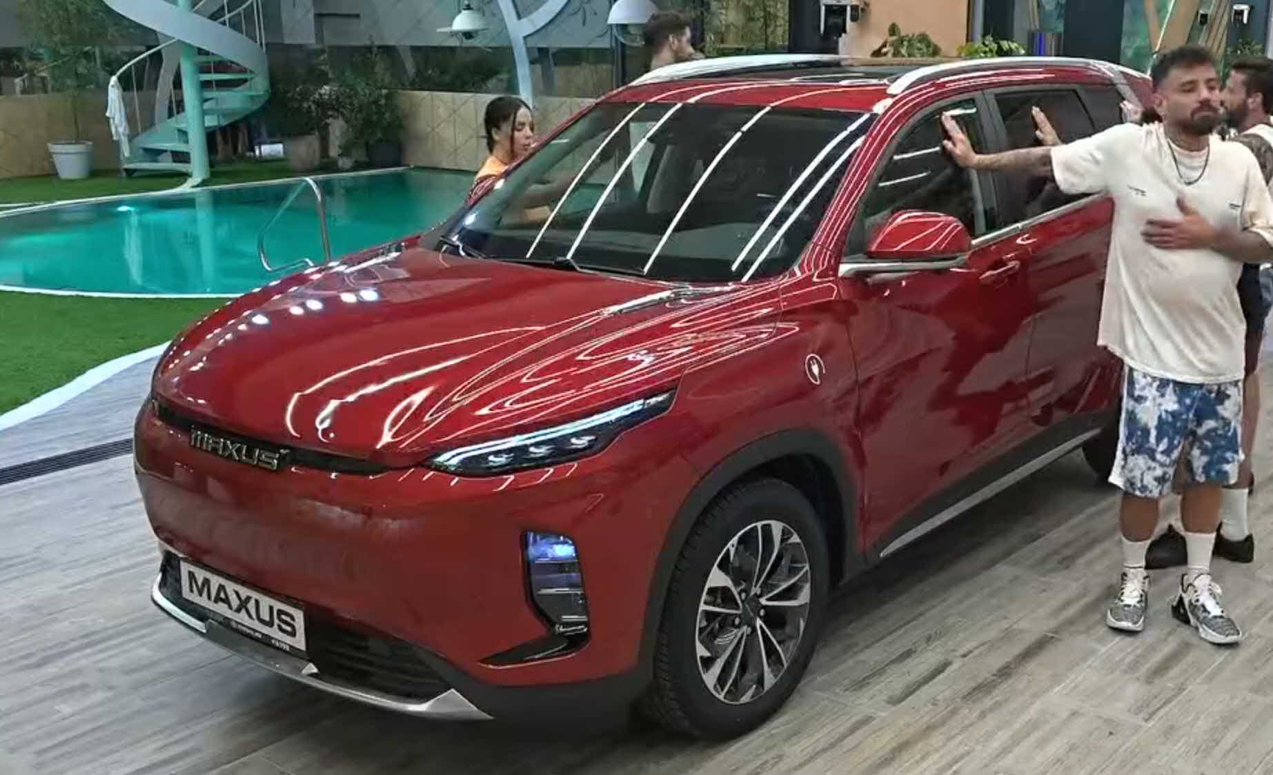 מי דייר האח הגדול שמגיע לו כפרס את הרכב החדש?