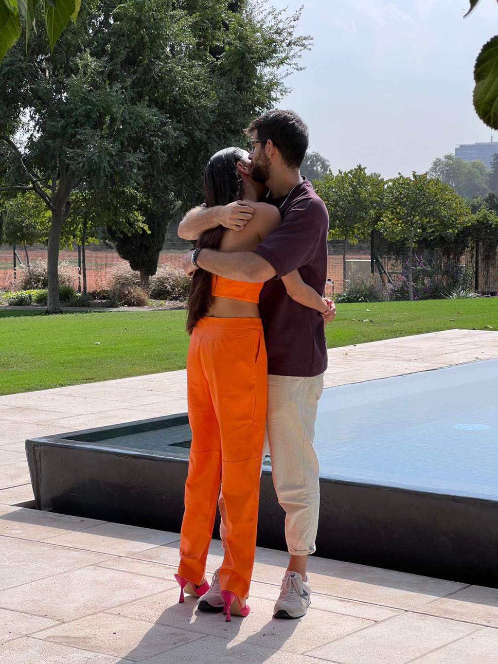 טליה עובדיה ושחף רז מאוהבים מול המצלמות: בנשיקה פומבית ראשונה?