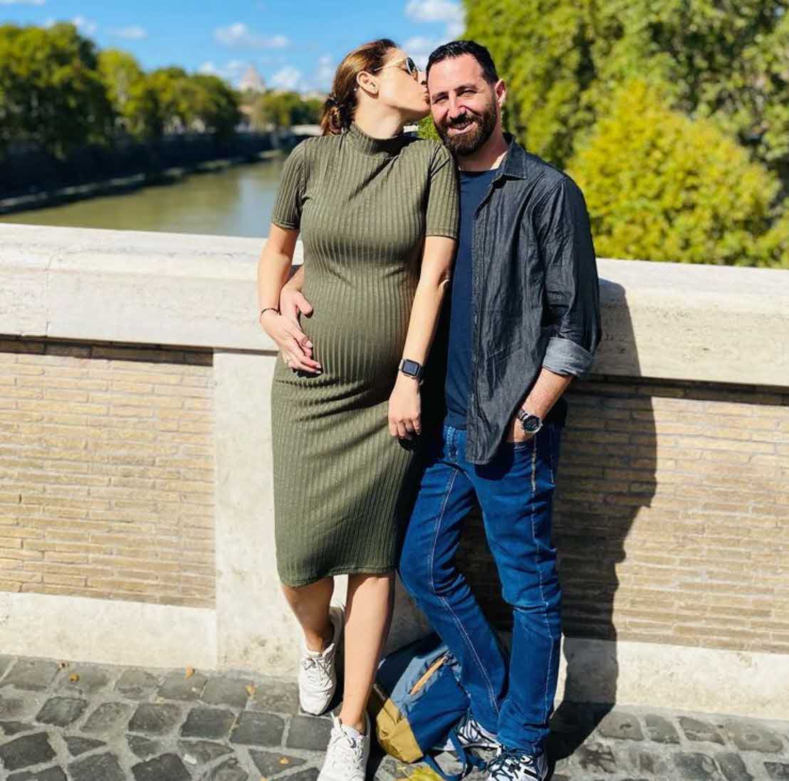 "כתבתי את המשפט האחרון עם דמעות בעיניים" מסר ההריון המרגש של הגר משה!