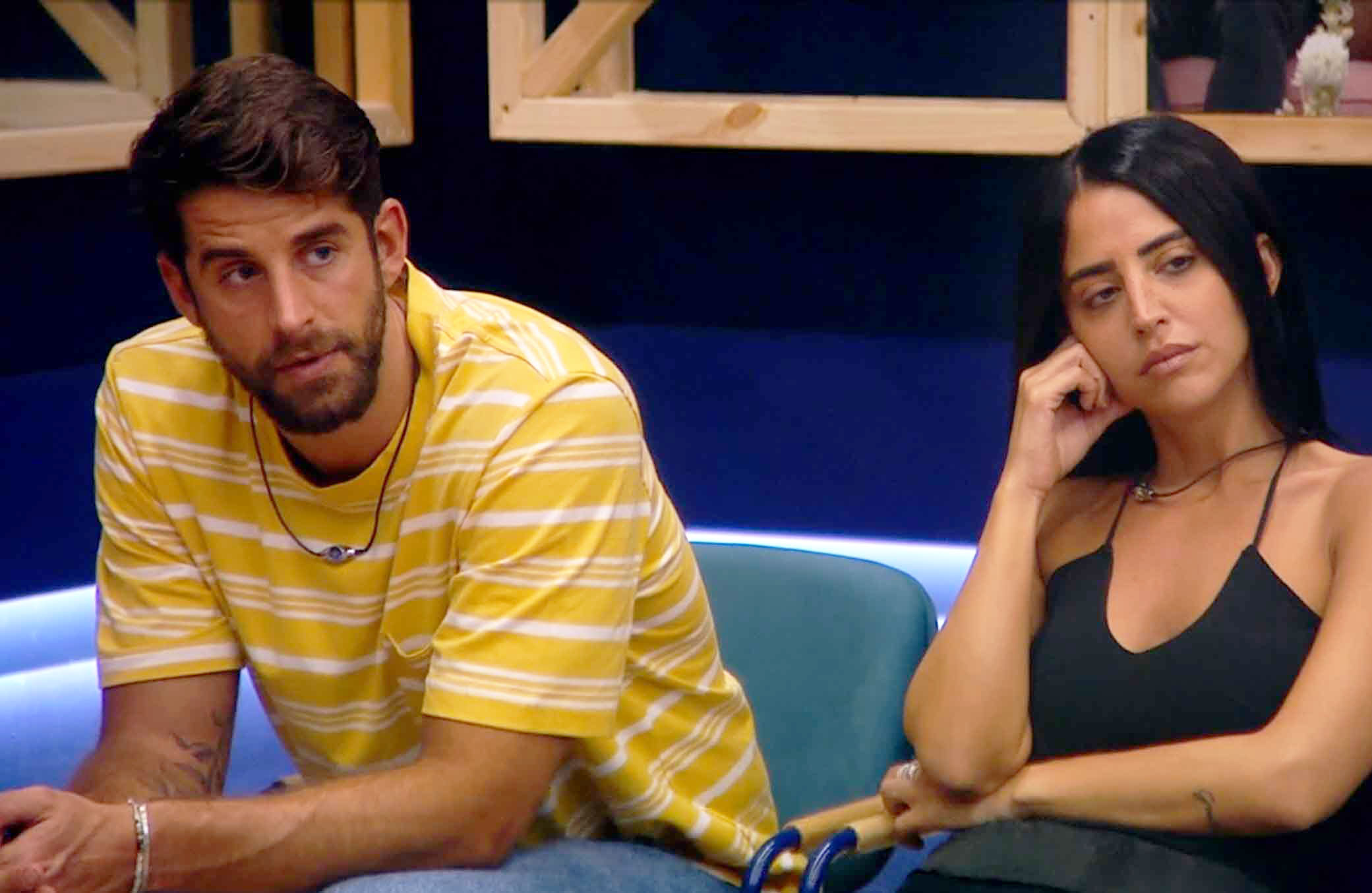 דרמה ענקית: חשבון הוואטסאפ של שחף רז נפרץ וזאת ההודעה שנשלחה ממנו על בר כהן!