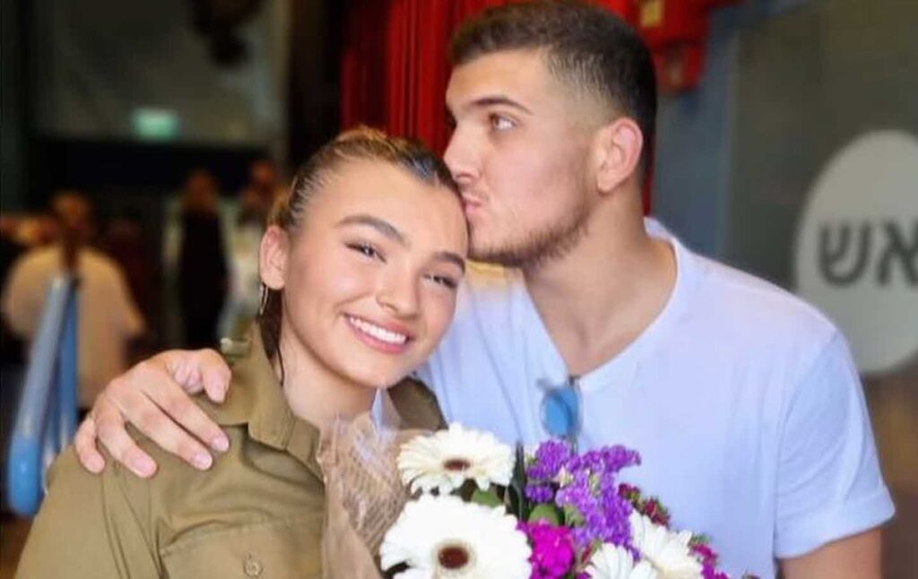 "מתי היא הספיקה להתגייס": אלין גולן עולה על מדים ומבלבלת את הגולשים