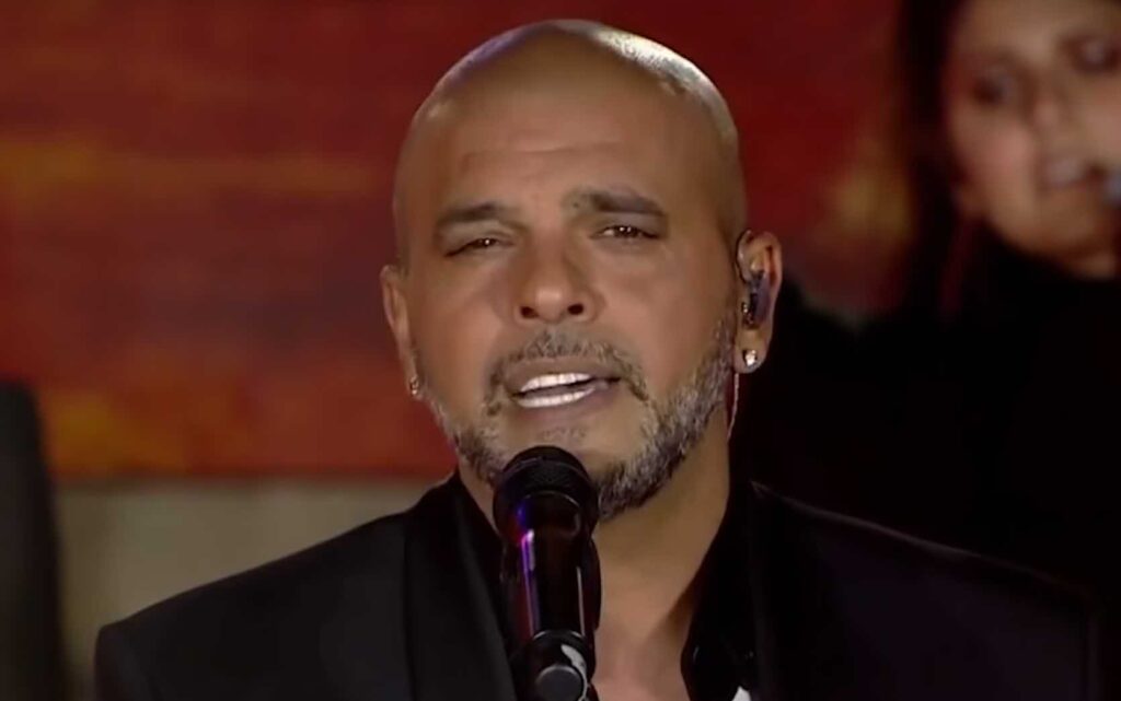 אייל גולן תחת ביקורת קשה לשירו החדש:"אתה הכי בדיחה נשמע חיקוי"