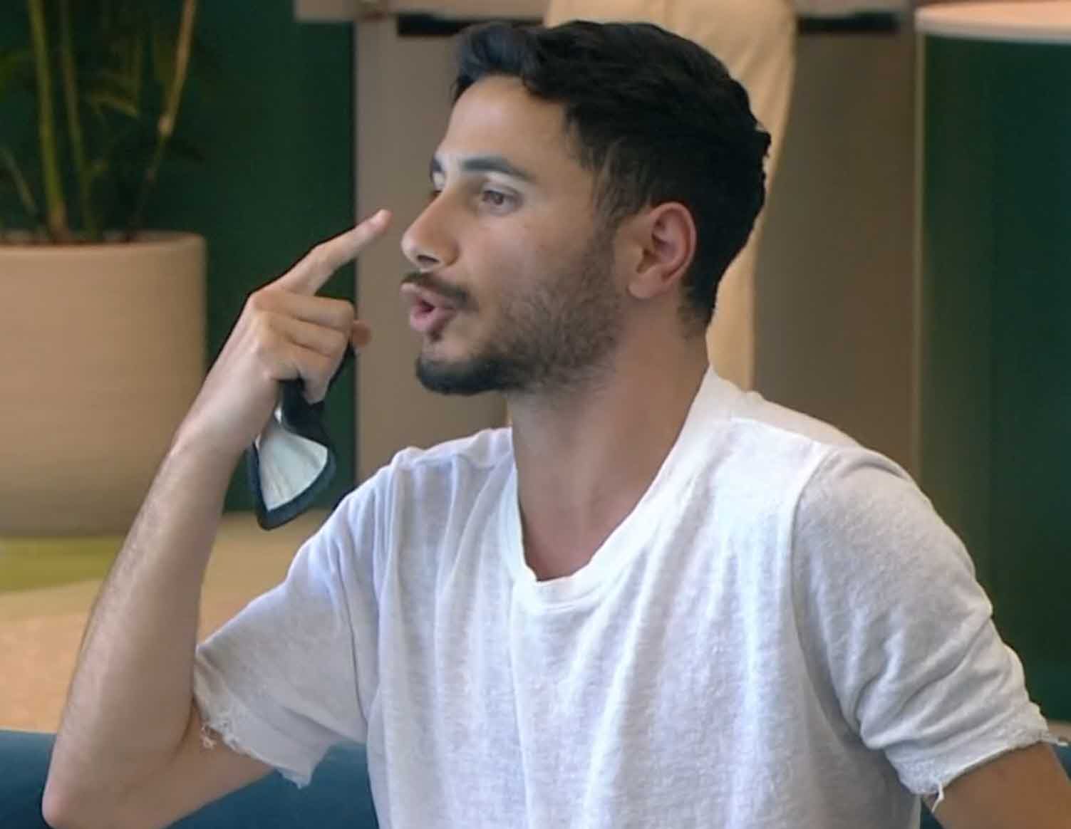 הצופים המומים: גיא ואלון מתפוצצים על סתיו "השטן בהתגלמותו, אמן תעופי מפה!"