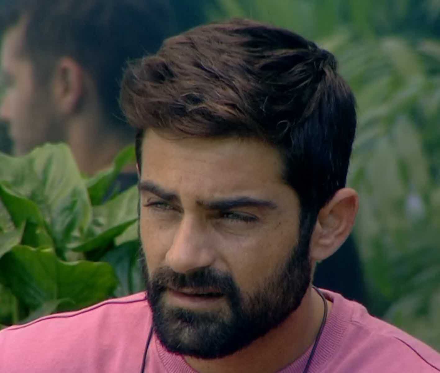 הצופים המומים: גיא ואלון מתפוצצים על סתיו "השטן בהתגלמותו, אמן תעופי מפה!"