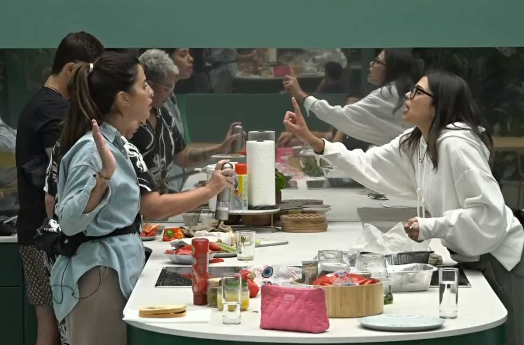 סתיו מתפוצצת על גל:"את ריקה מבפנים, את שטן אין לך לב"