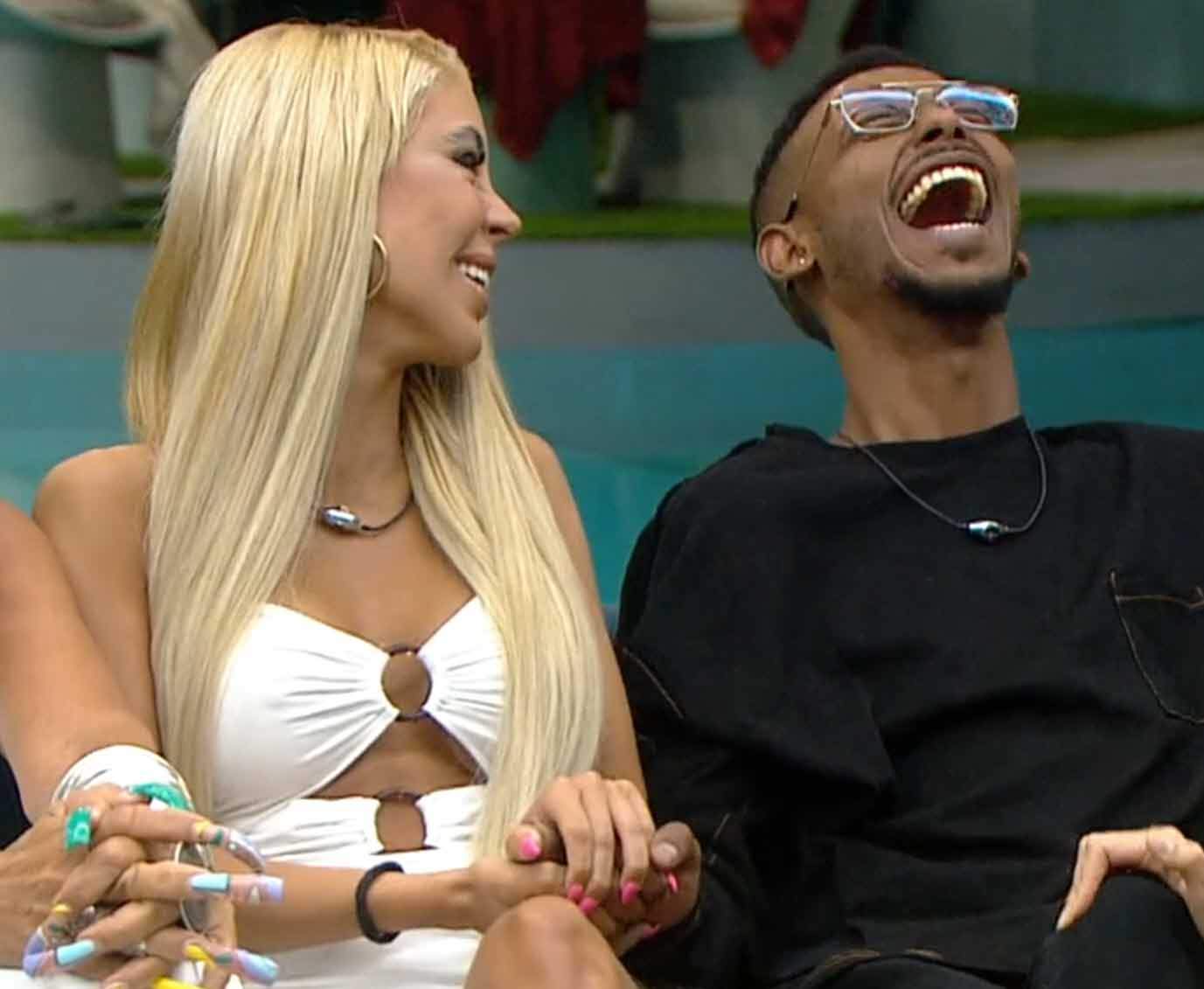 ביצים שלה: ספיר מתפוצצת על סתיו "שהקנאה לא תשב לך בגרון ותחנקי"