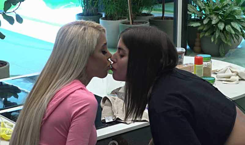 ביצים שלה: ספיר מתפוצצת על סתיו "שהקנאה לא תשב לך בגרון ותחנקי"