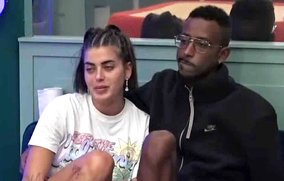 משבר בזוגיות? המכתב מאמא של אברהם שגרם לזעזוע אצל ספיר בורגיל