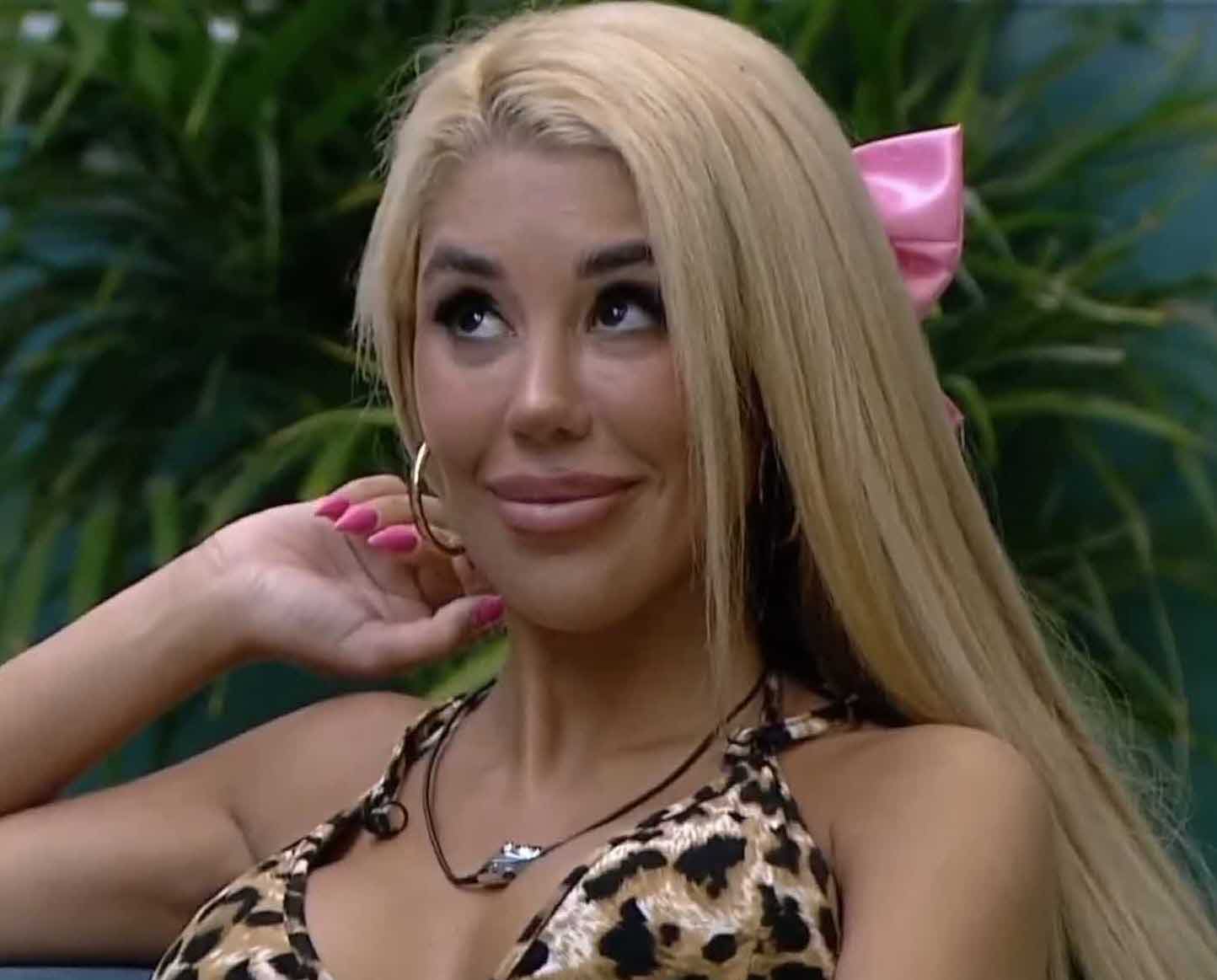 הלם: ישיבת הדיירים שיצאה משליטה עד שהאח הגדול עצר את סתיו קצין!