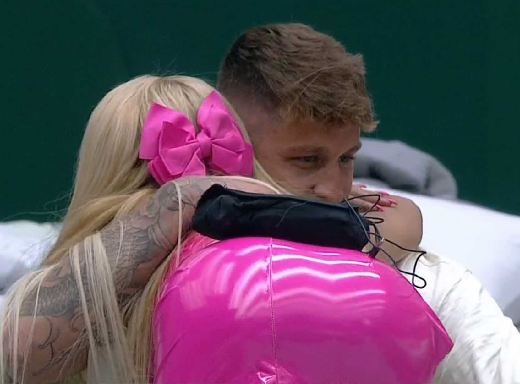 "אוהבות אותך": המסר האופטימי מהגרושה של כוכב האח הגדול אורי נגר