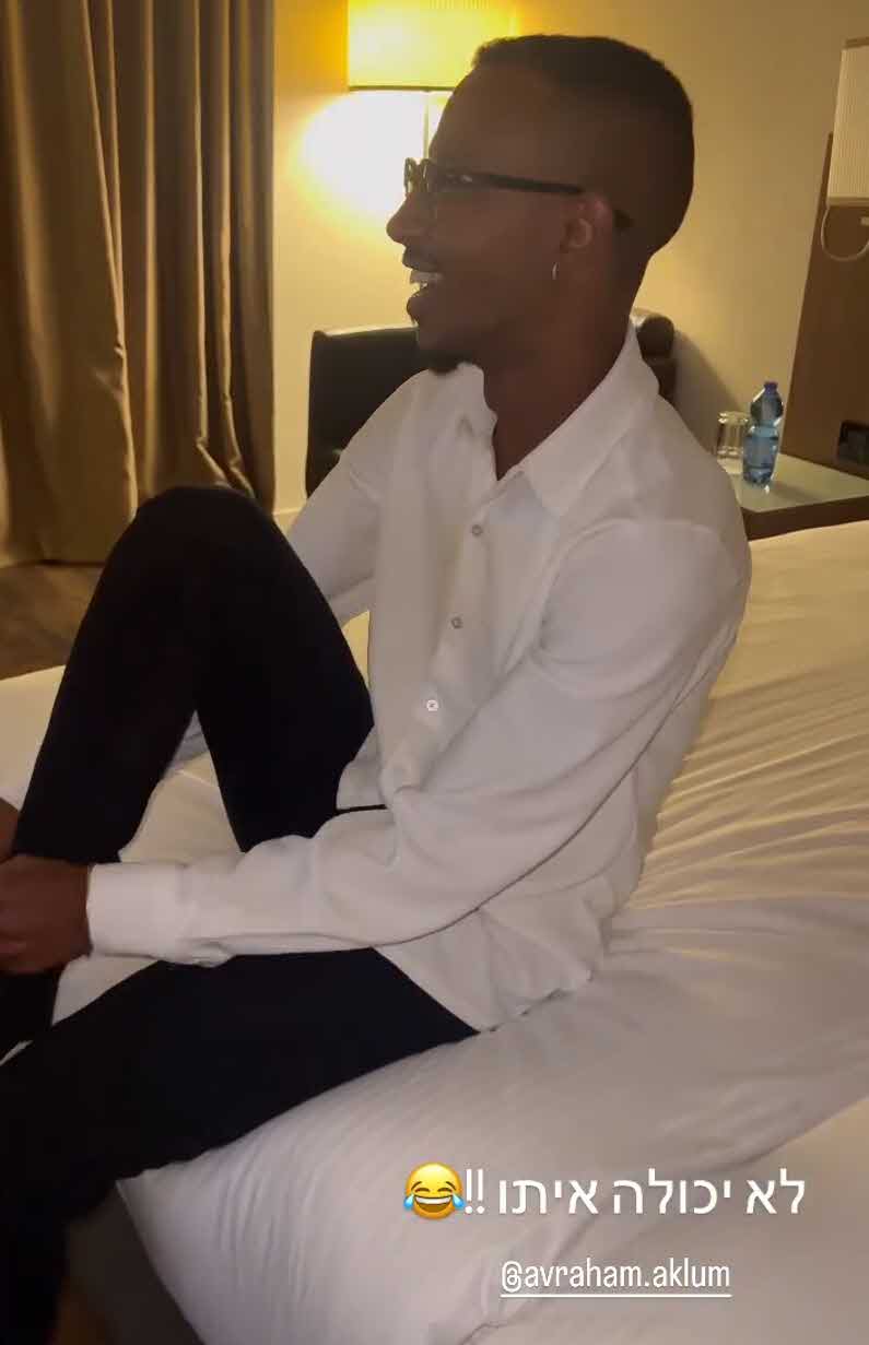 לא מבזבזים רגע לבד: הבילוי הרומנטי הלילי של אברהם אקלום וספיר בורגיל