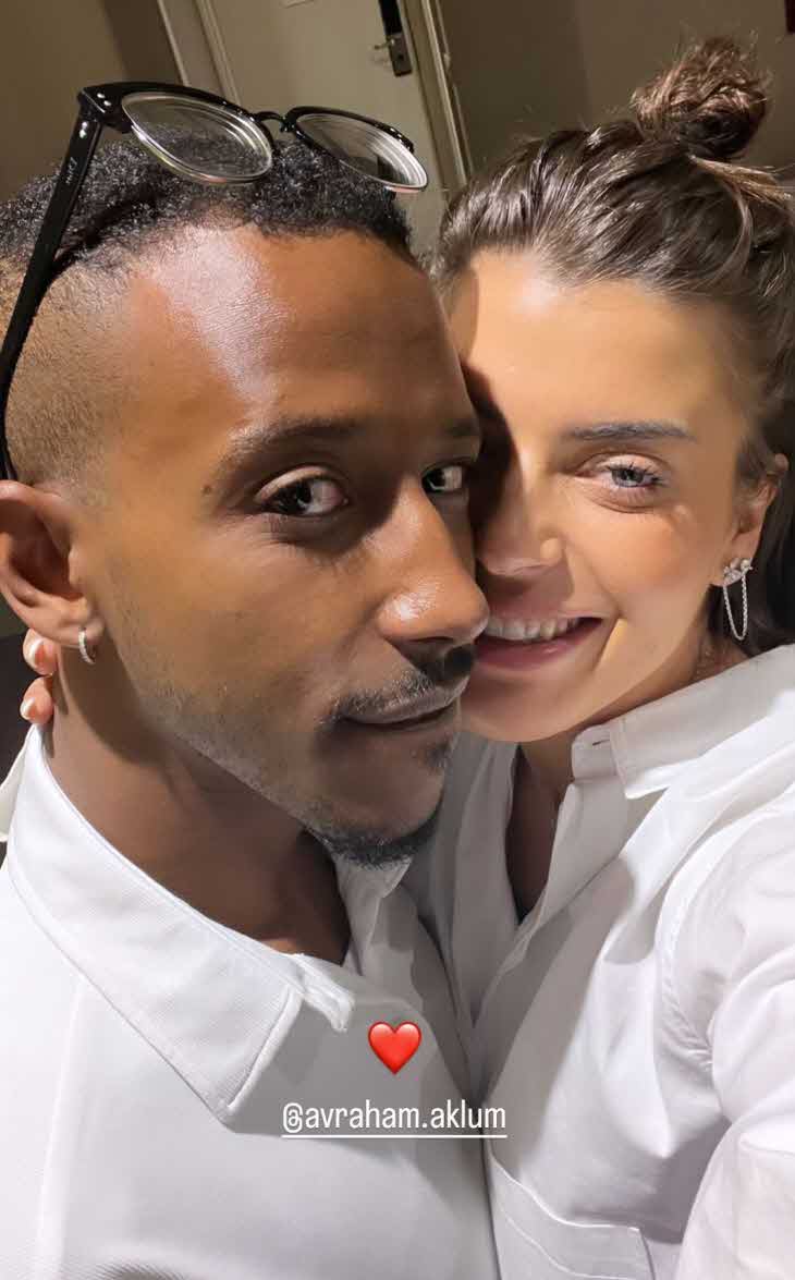 לא מבזבזים רגע לבד: הבילוי הרומנטי הלילי של אברהם אקלום וספיר בורגיל