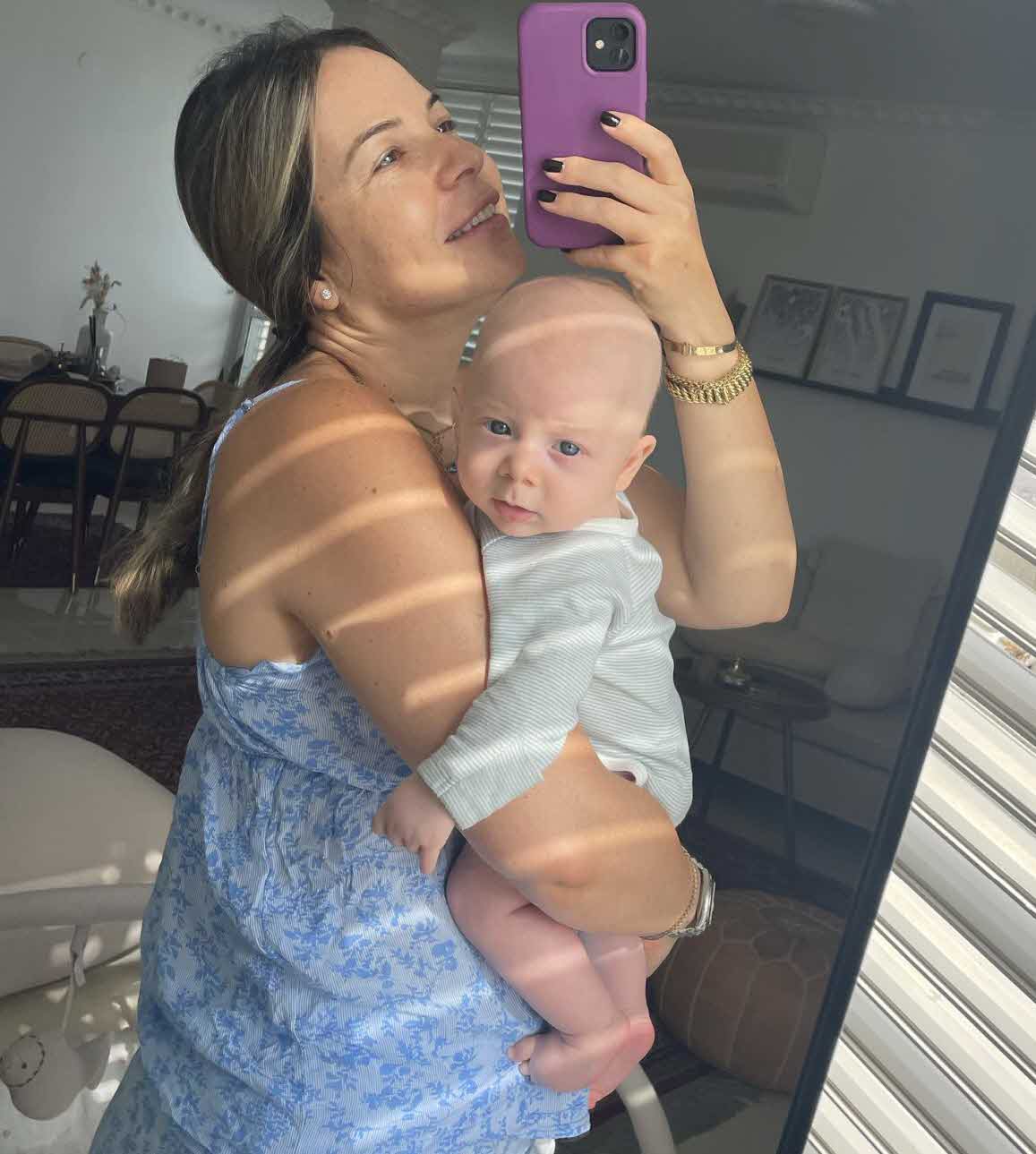 "הלב מתפוצץ": כוכבת חתונה ממבט ראשון בתמונות ראשונות עם בנה