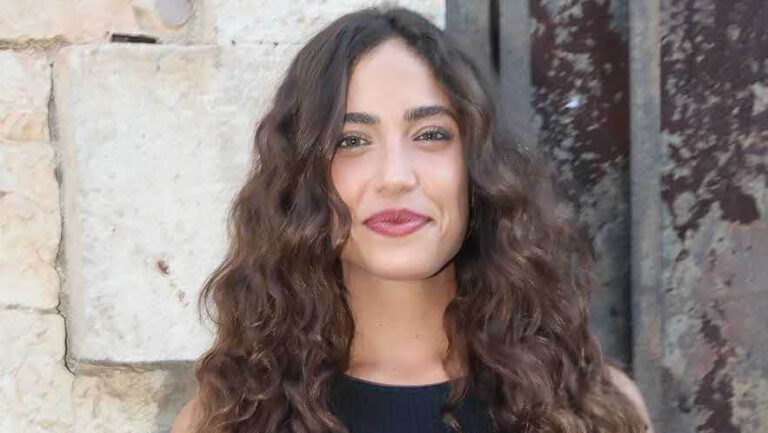 דניאל גרינברג נשברת: "למה זה מגיע לה? כל כך קטנה"