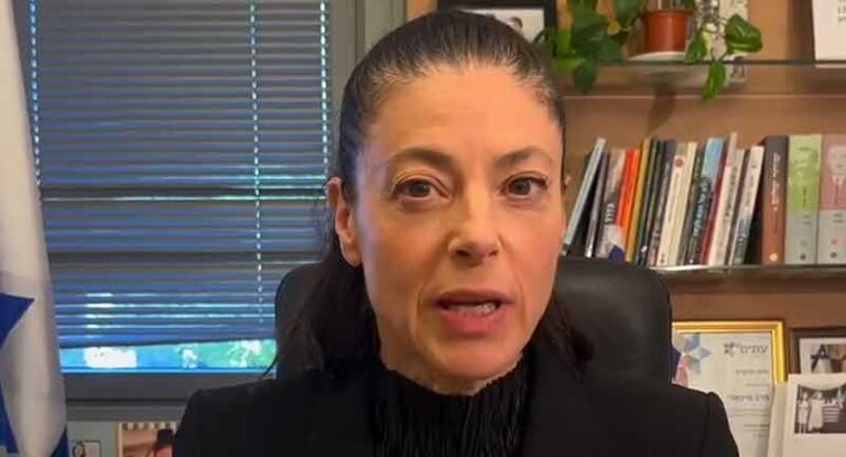 "כמה פעמים בשבוע את מרביצה לבעלך?": יוצא האח הגדול עוקץ את מרב מיכאלי