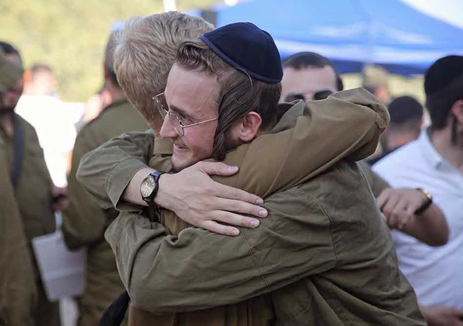 פיינליסט "האח הגדול" שנלחם עבור ההסברה הישראלית גם מעבר לים, היה בהתרגשות שיא לקראת גיוסו לצה"ל שהיה אמור להתרחש היום, אך אז הגיעה הבשורה המאכזבת.