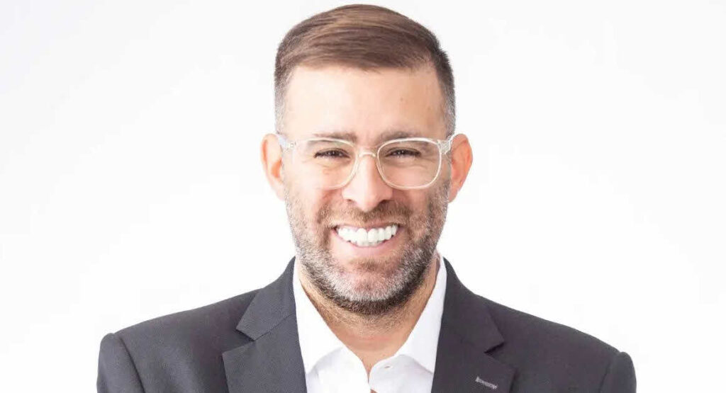 אורן חזן קרא להדחת הסטודנטים המעורבים וחטף: "איבדת את זה אחי"