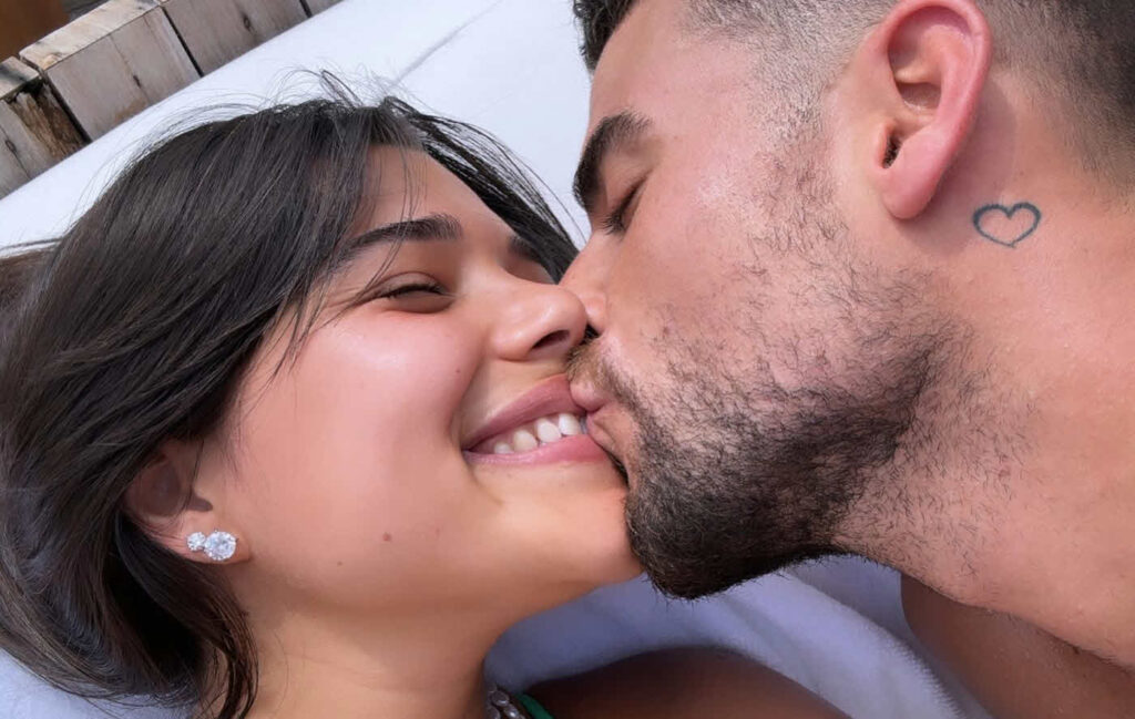 שי לי עופרי במסר כואב: "שניר ואני בתאילנד ולא מסוגלים לעשות יותר מדי"