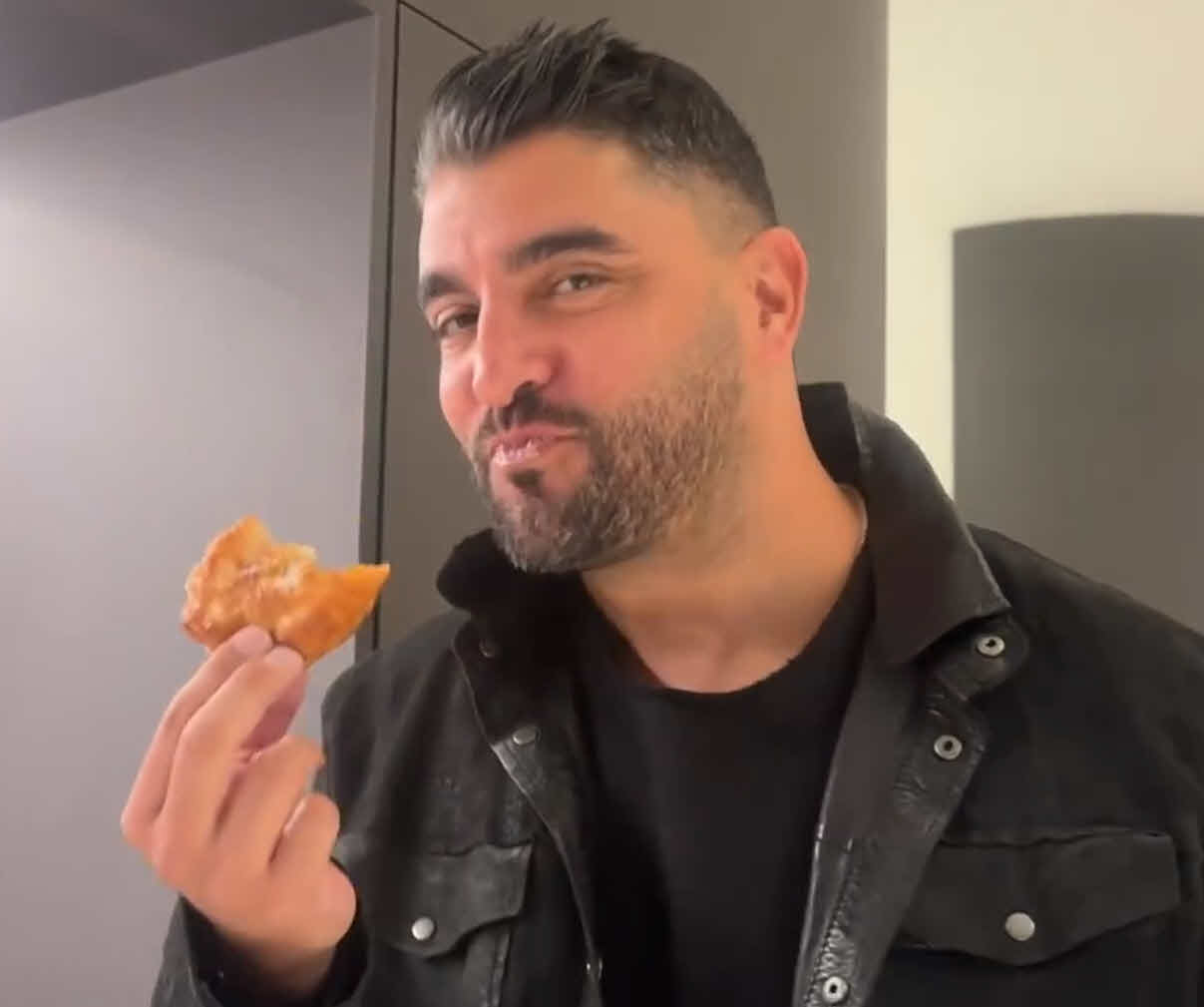 רעידת אדמה בתעשייה: משה פרץ בפרידה דרמטית במיוחד