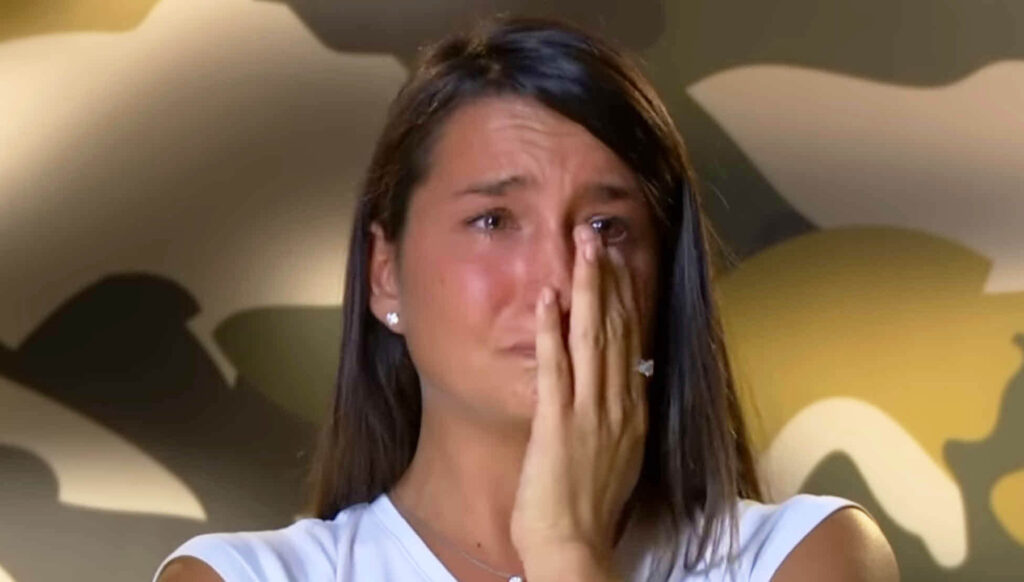 אדל בספלוב נשברת: "הדמעות לא מפסיקות לעלות לעיניים"