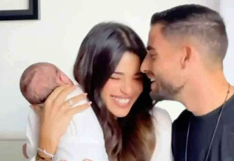 שניר בורגיל במסר כואב: "כל רגע בלעדייך מרסק אותי לחתיכות"