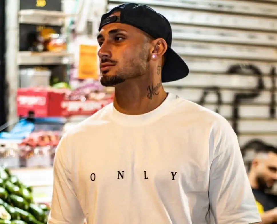 ארז איסקוב האח הגדול