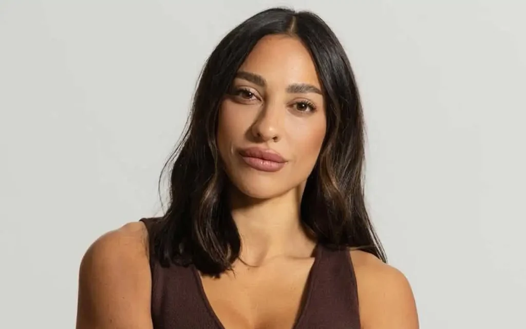 "איך גבר הולך עם בחורה עם גוף כזה": שני אדרי חוטפת מהדיירים