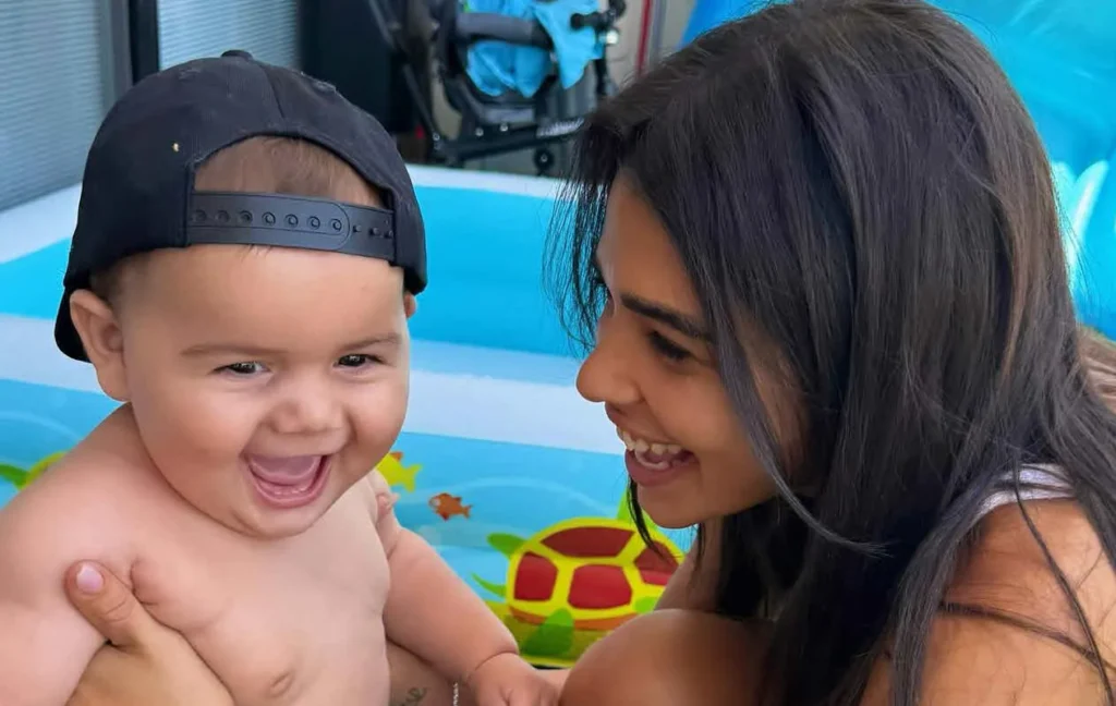 "שתי טיפות מים אמא שלו": שי לי עופרי חשפה את בנה וזכתה לתגובה מפתיעה